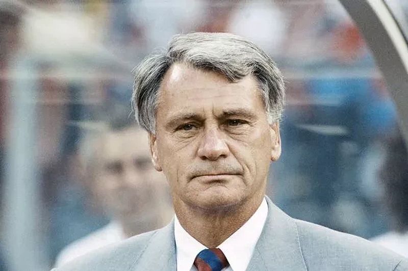 Sir Bobby Robson có sự nghiệp HLV lừng lẫy.