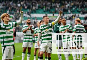 Khoảnh Khắc Lịch Sử: Hành Trình Biểu Tượng Độc Đáo Của Celtic