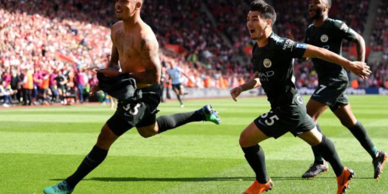 Các thông tin có thể xem trên web